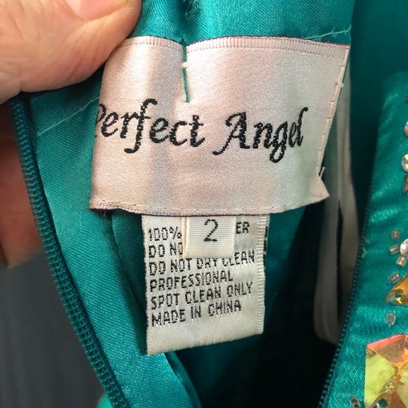 Perfect Angel Girl's Pageant Ballgown Size 2 Fit for a Queen - Picture 10 of 11